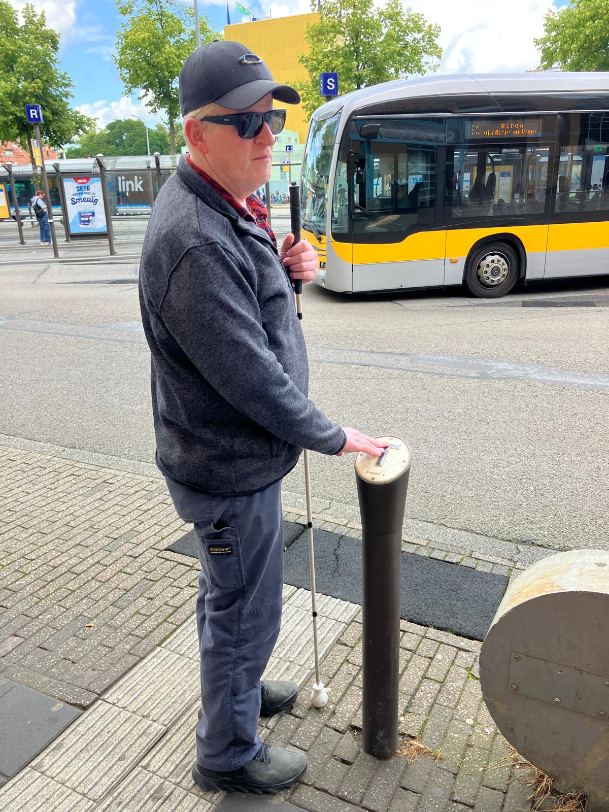 Foto 1 bij artikel "Aandachtspunten voor de blindengeleidelijnen in hoofdstation Groningen".
